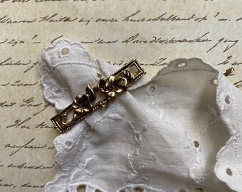 Avon Gold Tone &quot;Gilded Glory Pin&quot;  - Vintage 1981