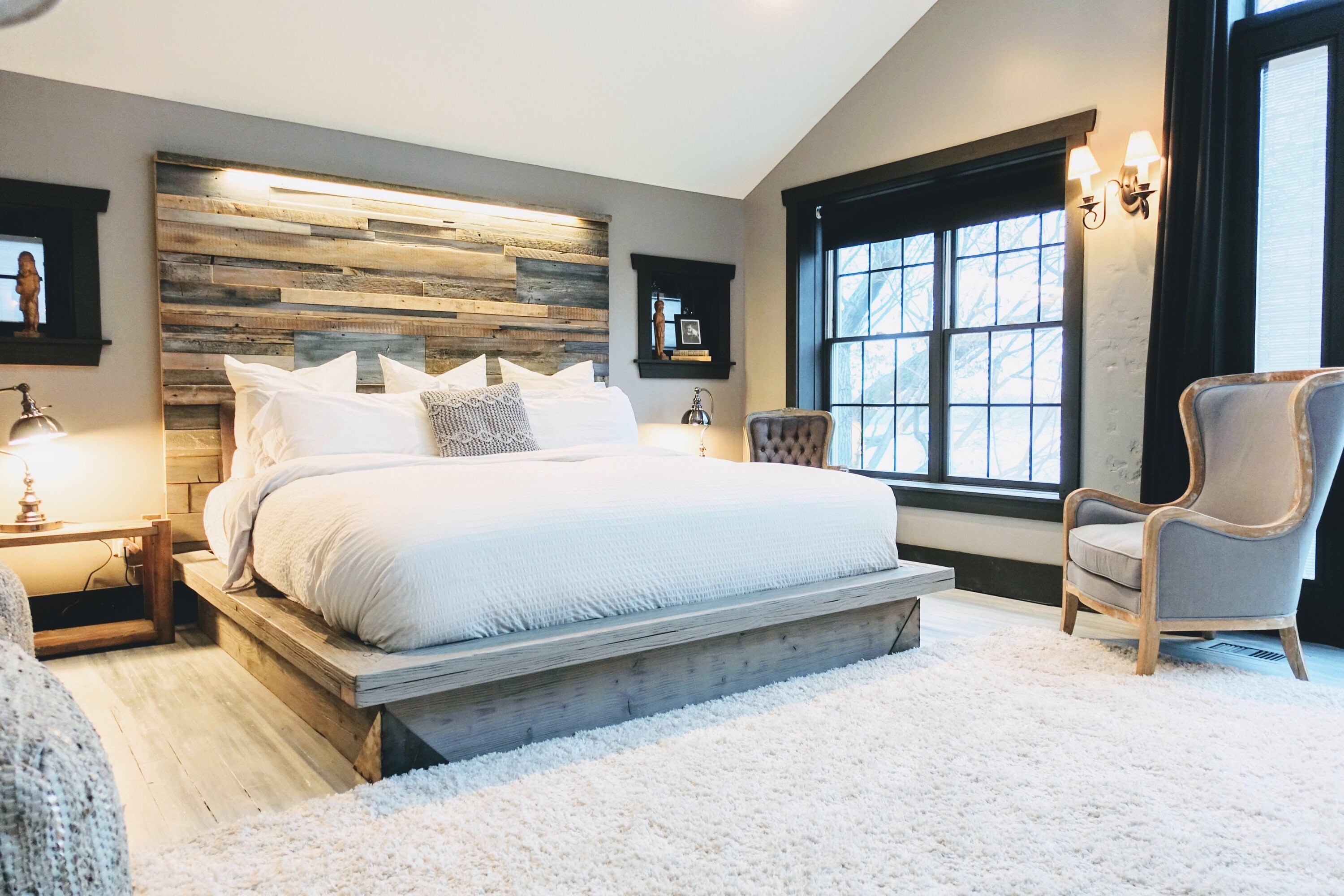 the kristopher queen size weathered driftwood finish platform bed base modern industrial steel accents lit staggered patched reclaim - Lit Queen Size the kristopher queen size weathered driftwood finish platform bed base modern industrial steel accents lit staggered patched reclaim - Lit Queen Size