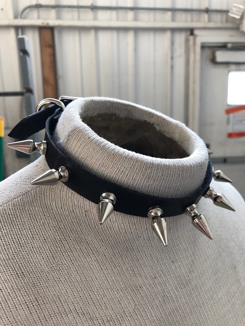Choker with spikes Clearance
