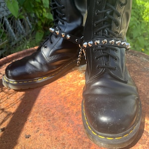 British cone studded punk bootstrap