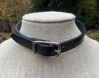 1/2" black leather minimalist choker with silver buckle