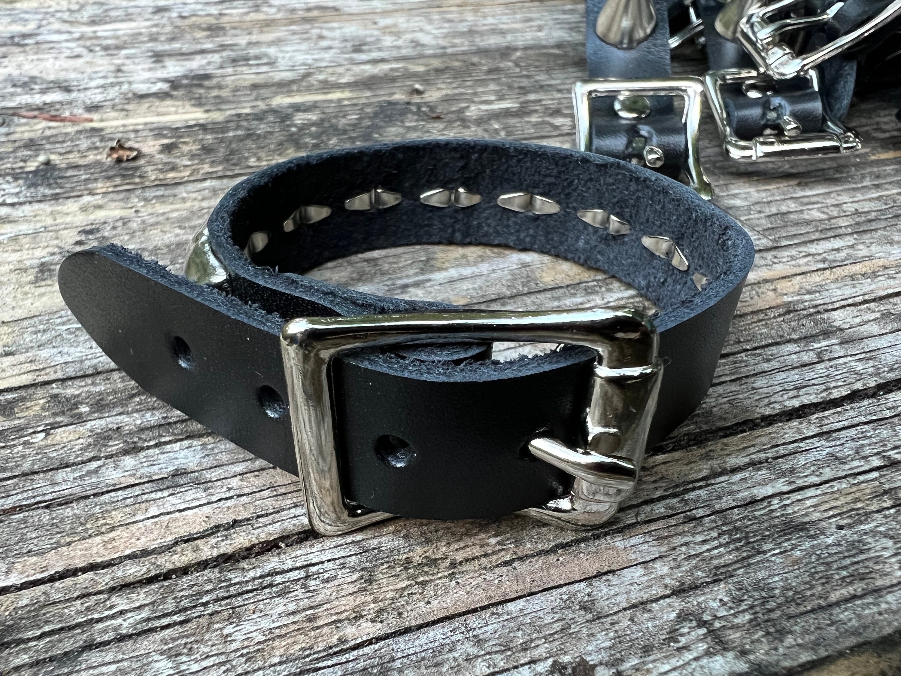 Punk Bracelet With One Row of 1/2