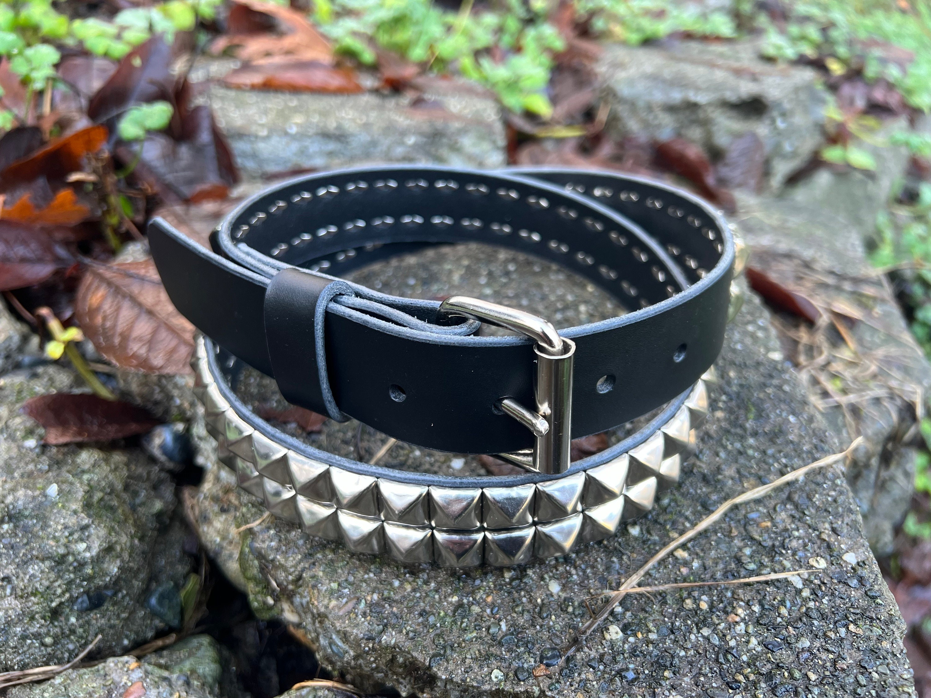 Punk Gothic Choker,pyramid Studded Choker,gothic Pentagram Collar