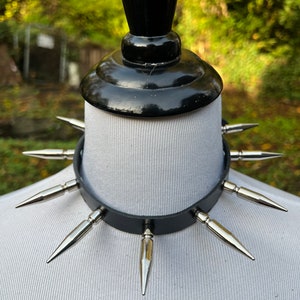 Spiked choker with 1 3/4&quot; long thin tree spikes, punk choker, gothic choker