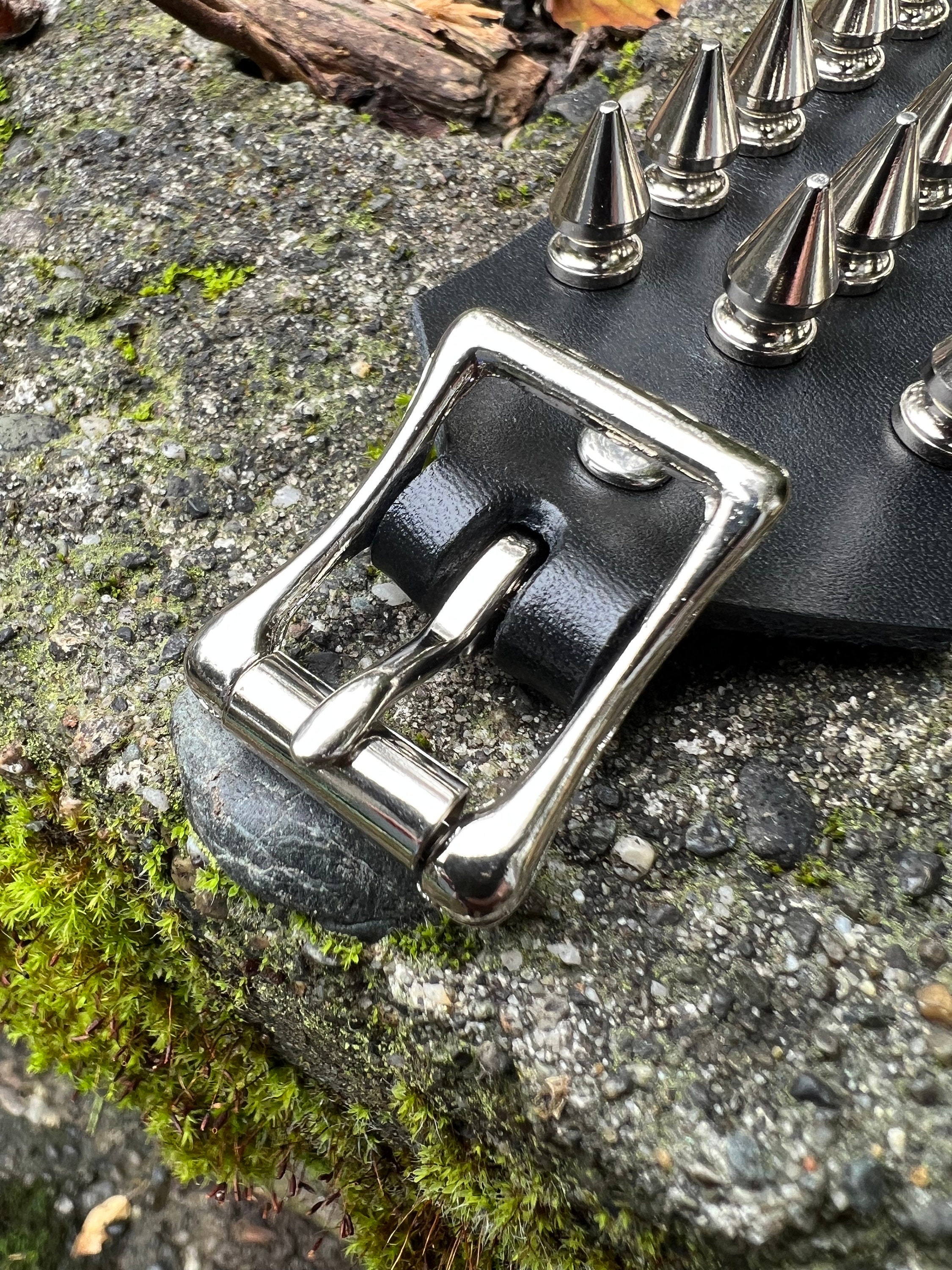 【Order】 \"tripleld\" \"spike bracelet\" goth Amazon.com: 3 Pcs Studded Bracelet Black Spiked Bracelet Emo