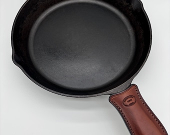 Cast iron skillet sleeves.
