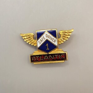 Atlantic Safe Driver Award Pin- 1/10 10K Gold Filled- Enameled Safe Driver Pin- Vintage Gold Filled Award Pin- 1 Year Safe Driving K#185
