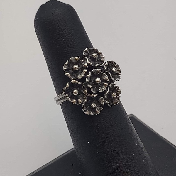 Beaucraft- Sterling Silver Floral Ring- Adjustable Shank- Flower Cluster Ring- Vintage Beau Silver Flower Cluster Ring- Size 5.5-6.5 K#925