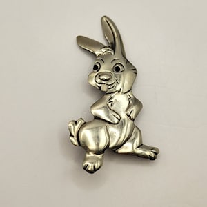 Vintage Emaille Metall Bunny Kaninchen Pin - Silber Ton Cartoon Bunny Brosche - Geschenk für Sie - Geschenk für Lehrer - Osternest Geschenk