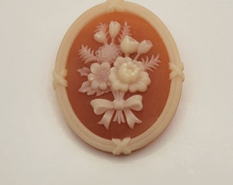 AVON Molded Plastic Floral Pin - Pale Coral Brooch with Raised Cream Flowers, Leaves, and Bow - Mother's Day Gift - Gift for Grandma - K#685