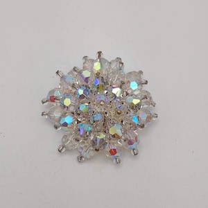1950s Aurora Borealis Glass Bead Cluster Pin- Vintage 1950s Fashion AB Glass Brooch- 3D Sparkling Iridescent Faceted Glass Bead Pin K#143