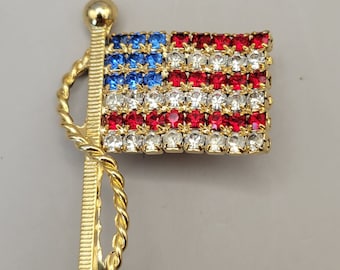 American Flag Pin- Prong Set Rhinestone Pin- Patriotic Flag Pin- Vintage American Flag- US Flag Pin- Patriotic Jewelry K#2018