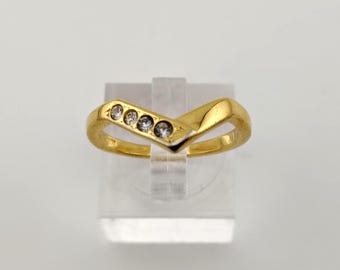 Vintage Avon Gold-Tone Rhinestone Chevron Ring Stackable Band US Size 6 1/2