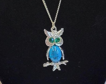 Vintage Silver Tone Owl Necklace – Faux Turquoise & Rhinestone Eyes