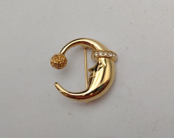 Gold Tone Sleepy Man in the Moon Brooch- Crescent Moon Wearing a Bed Time Hat Pin- Moon Lover Gift- Celestial Jewelry K#423