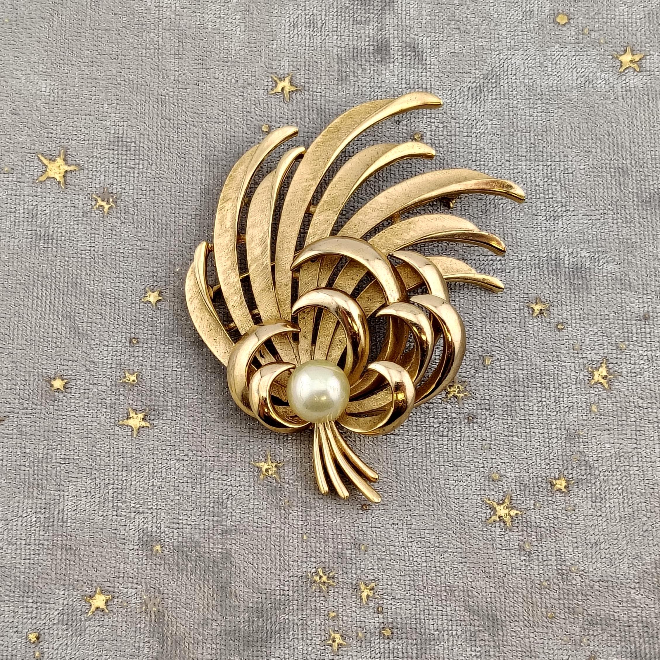 Vintage Signed Crown Trifari Faux Pearl Statement Brooch Textured