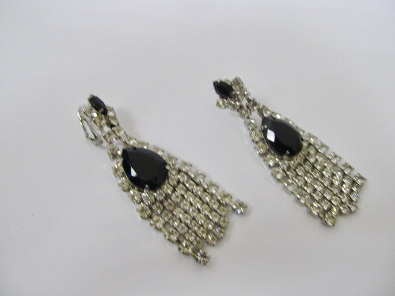 Vintage Long Prong Set Rhinestone Earrings Item K # 2438