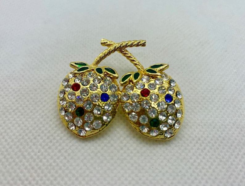 Retro Sparkling Rhinestone Berry Pin Item K # 57