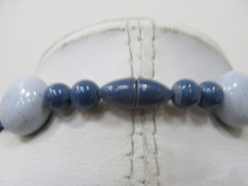 Retro Shades of Blue Plastic Beaded Necklace Item K # 2354