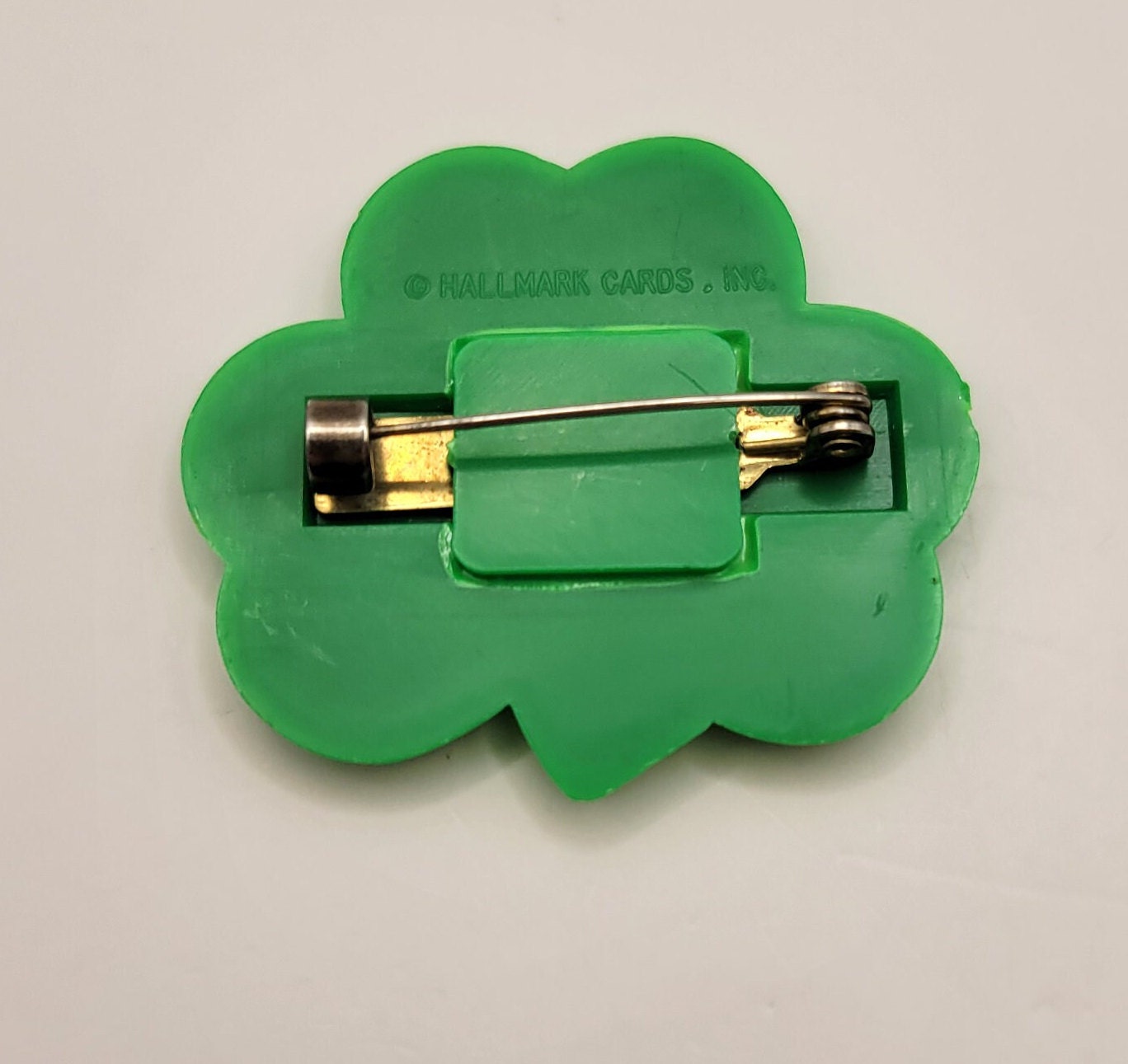 Broches Trèfle Amosfun - 2 Pièces Vert Cristal - Saint Patrick - Déco Élégante Pour Vêtements