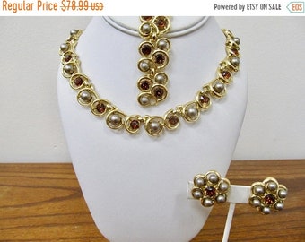 ON SALE TRIFARI Vintage Rhinestone and Faux Pearl Necklace, Bracelet and Earring Set Item K # 1054