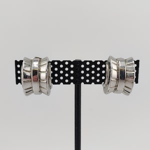 Vintage Monet Silver Tone Ribbed Barrel Clip On Earrings- Modernist Geometric Statement Jewelry- Silver Tone Cylindrical Earrings K#893