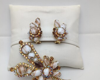 Juliana D&E Brooch Earrings Set: Copper Fluss Milk Glass, Champagne Rhinestones, Floral Demi Parure
