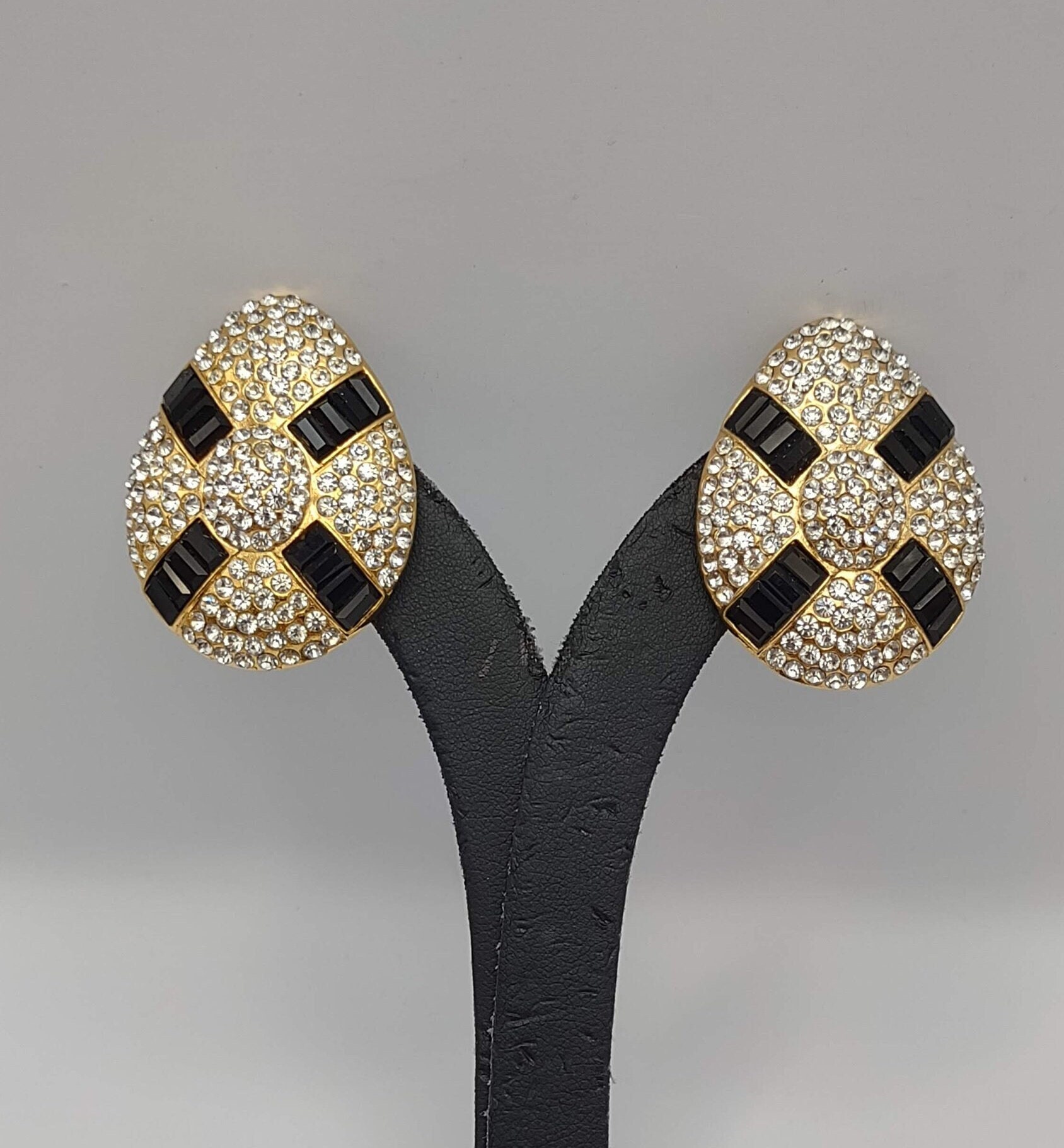 Jarin- 1980s Rhinestone Statement Earrings- Clip on Earrings- Gold