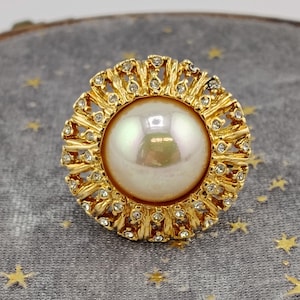 Sunflower Statement Ring- Vintage Gold Floral Cocktail Ring- Faux Pearl Rhinestone Size 8 3/4- Estate Costume Jewelry K#77