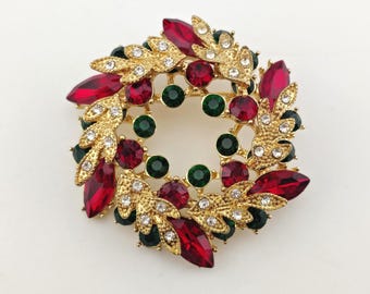 Vintage Monet Sparkling Holiday Wreath Brooch Layered Christmas Pin