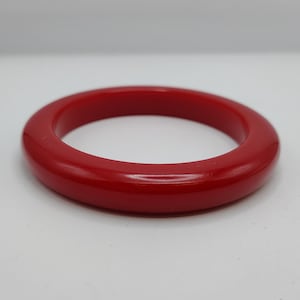 1920s Antique Chunky Vibrant Red Bakelite Bangle Bracelet- Fire Engine Red Bakelite Jewelry Collector Stackable Bangle Bracelet- K#1191