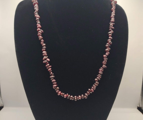 Art Deco Garnet Bead Necklace with Gold Tone Barrel Clasp, 1930s