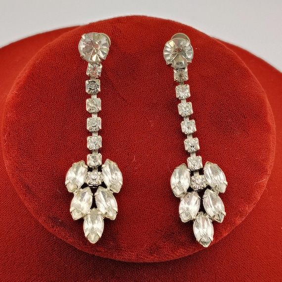 Signed Weiss Clear Rhinestone Dangling Screw-Back… - image 1