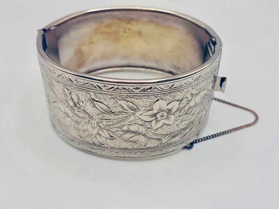 Vargas Silver Tone Metal Hinged Cuff Bracelet, Raised Scrolls/Leaves | eBay