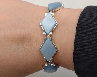 Vintage Silver Tone and Baby Blue Moonbeam Lucite Diamond Shape Link Bracelet- Vintage Costume Jewelry- Prom Bracelet- Something Blue K#724