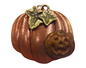 Vintage Enameled Metal Jack O Lantern Pumpkin Pin Item K # 3150