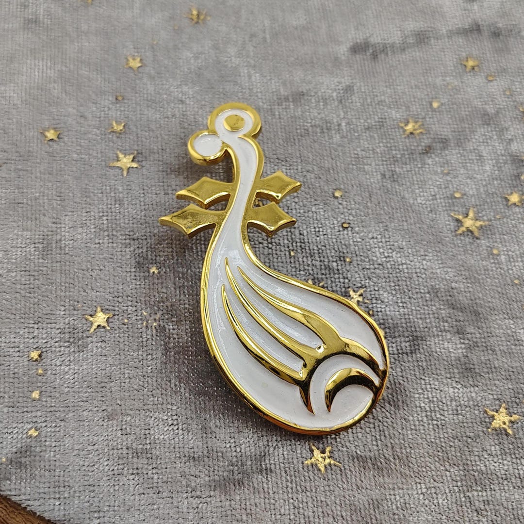 Broche Fantaisie Signée TRIFARI – Dorée, Métal Plaqué Or, Occasion Bon état