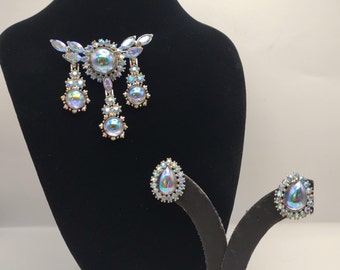 Vintage Coro Matching Iridescent Rhinestone Cabochon Dangling Drop Brooch and Tear Drop Shaped Clip on Earrings-  Designer Jewelry K#708