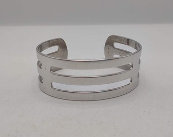 Vintage Sarah Coventry Silver Tone Modernist Cuff Bracelet- Sarah Cov Jewelry- Vintage Costume Jewelry- Open Design Wide Cuff K#1088