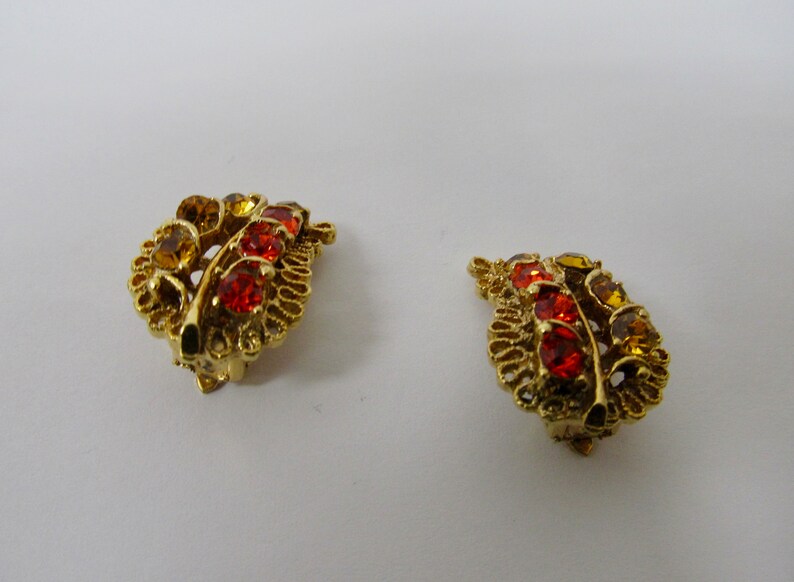 Vintage Golden Yellow and Orange Rhinestone Leaf Pin and Earring Set Item K # 3238