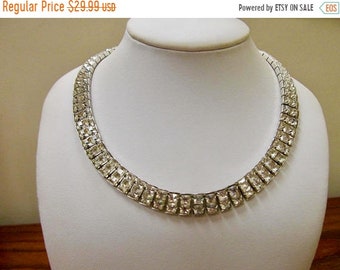 ON SALE Vintage Rhinestone Collar Necklace Item K # 3043