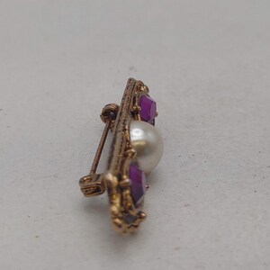 Vintage 1928 Mfg Co Royal Purple and Faux Pearl Cabochon Bar Pin June and February Birthstone Pin Vintage 1928 Costume Jewelry K956 image 7