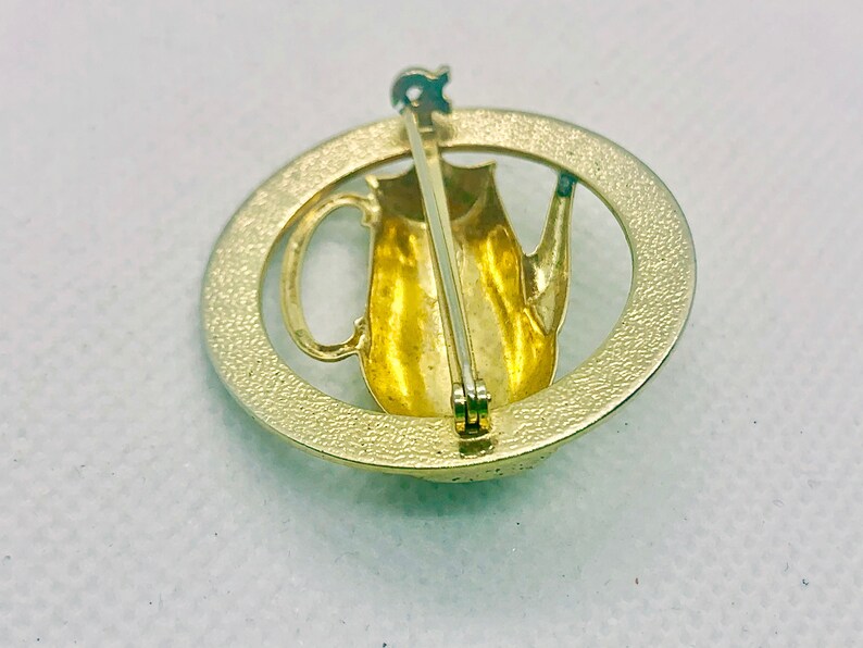 Vintage Coffee Pot Pin Item K # 334