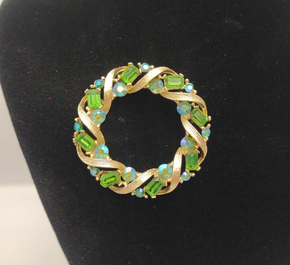 Vintage Lisner Green Iridescent Jewelry Set- Spar… - image 7