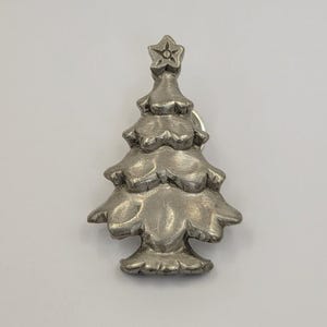 Christmas Tree Pin- Pewter Christmas Tree- Vintage Tree Pin- Christmas in July- Holiday Gift Topper Idea- Stocking Stuffer- Pewter Tree K#69