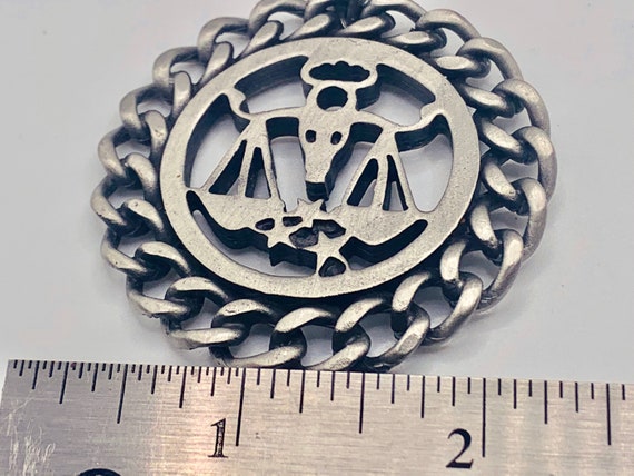 Vintage Libra Zodiac Medallion Necklace Item K # … - image 4