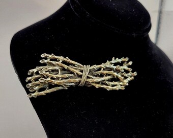 Oscar Charlin Silver Tone Bundle of Branches Pin - Highly Detailed Tied Branches Brooch - Nature Jewelry- Vintage Designer JewelryK#1024