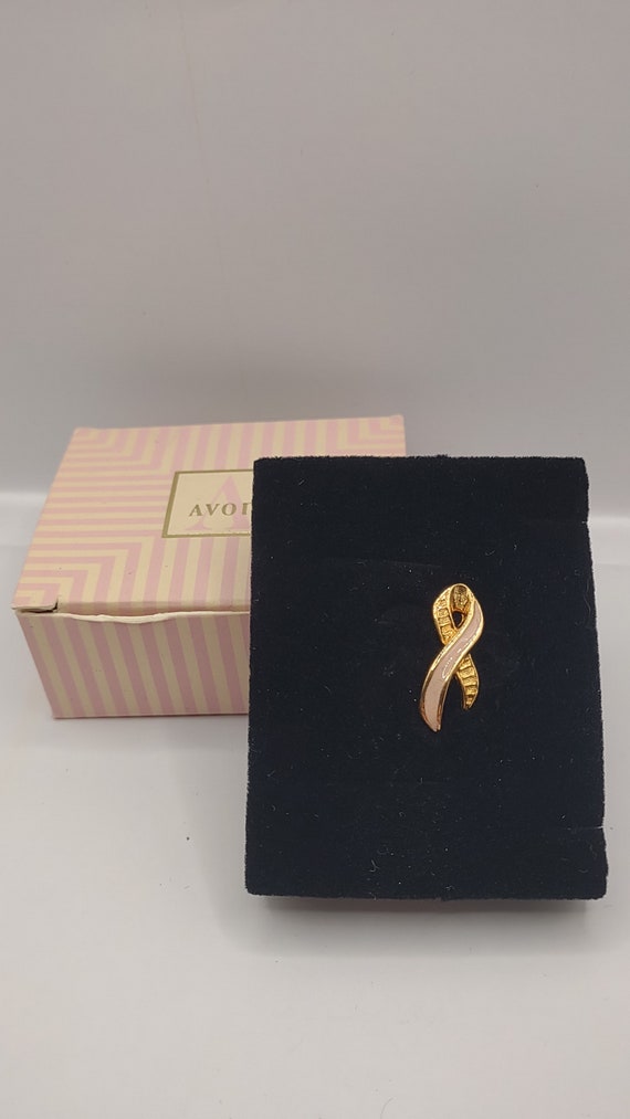 Avon- Breast Cancer Ribbon Pin- Breast Cancer Awar