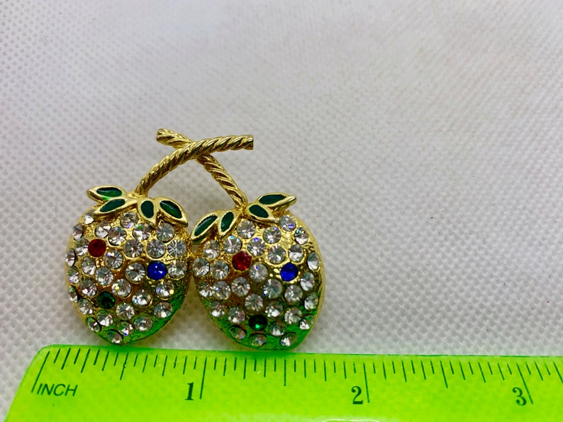 Retro Sparkling Rhinestone Berry Pin Item K # 57
