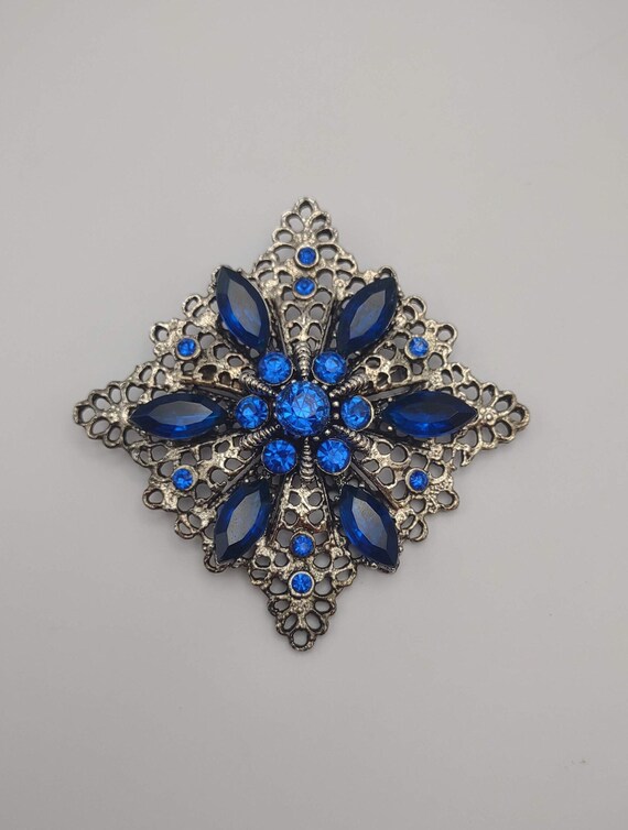 Blue rhinestone brooch, royal - Gem